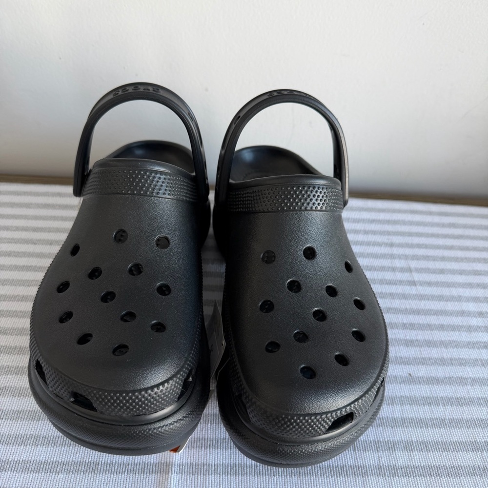 Crocs NEW Women's Bae Platform Clog Size 8 #260171 - Picture 2 of 8